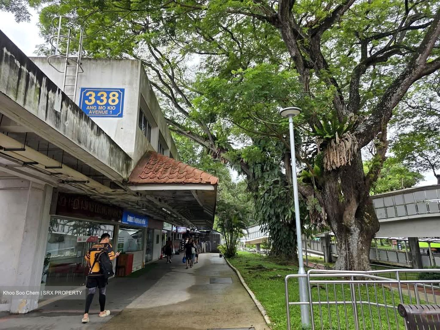 Ang Mo Kio Avenue 1 (D20), Shop House #580088891